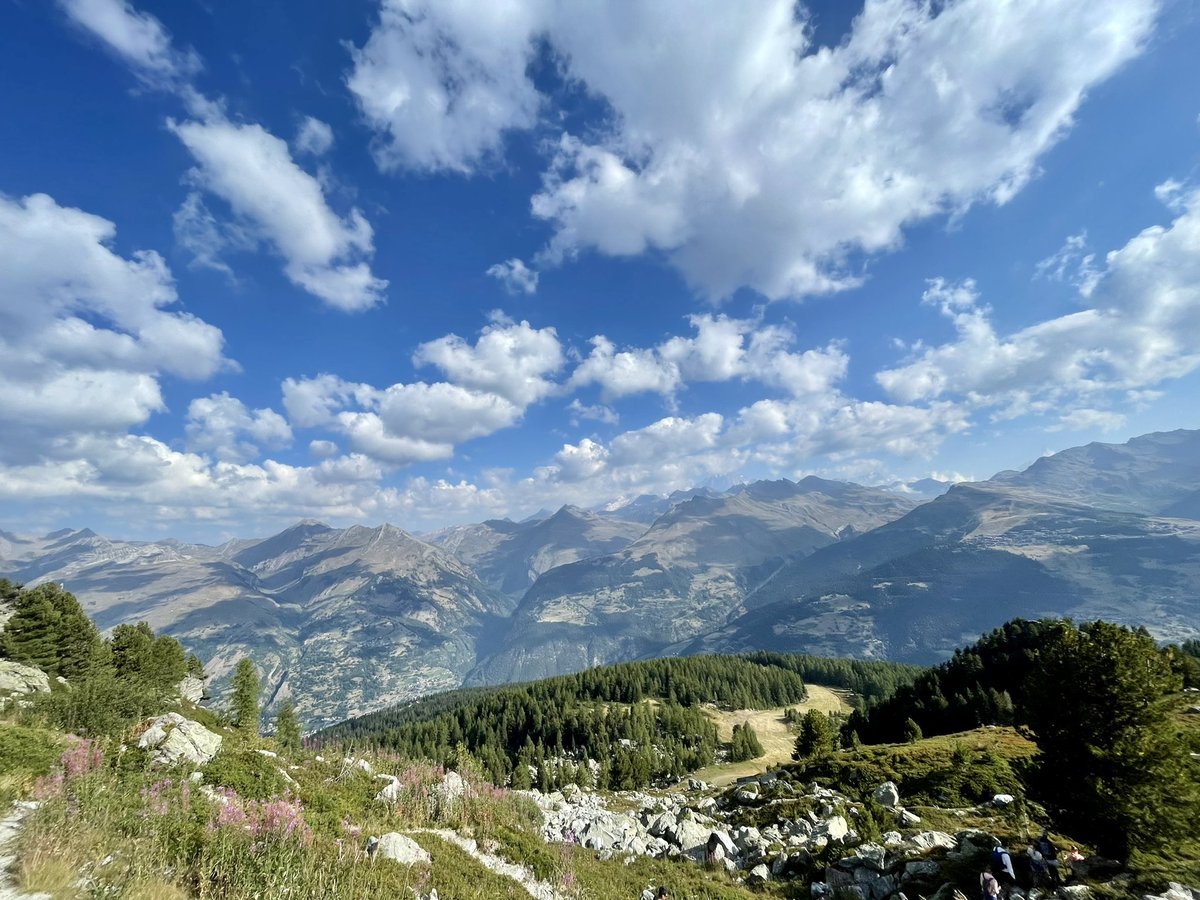 apconseilimmo's tweet photo. #vacances #montagne #bonheur #aucalme https://t.co/CZM0RZ9oan