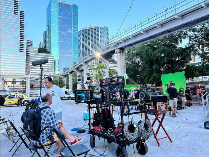 filmmiami_'s tweet photo. Crew working: Crazy Charlie Series for Caracol TV, produced in Miami by INTI FILMS INC. with local crew members. #FilmedInMiami https://t.co/aEwi7284kB