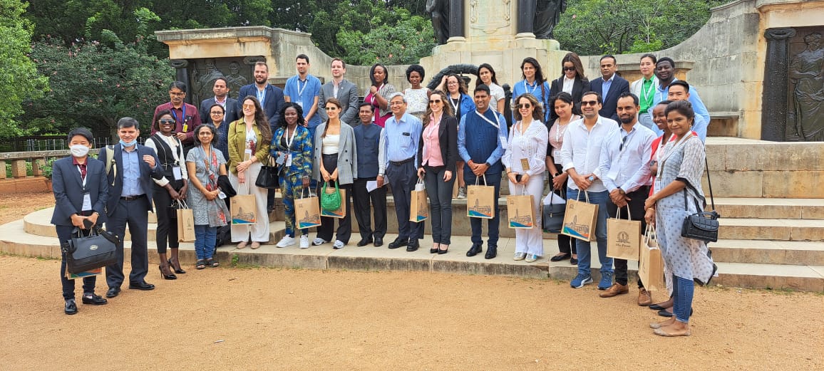 iccr_hq's tweet photo. 26 Delegates of 5 countries #Paraguay #Thailand #CzechRepublic #Mauritius #Uganada of the 4th batch of #GenNextDemocracy Network Programme visited & interacted with Director,Prof. Govindan Rangarajan at Centre for Nano Science and Engineering,@iiscbangalore today. https://t.co/U3P8zr0ABz