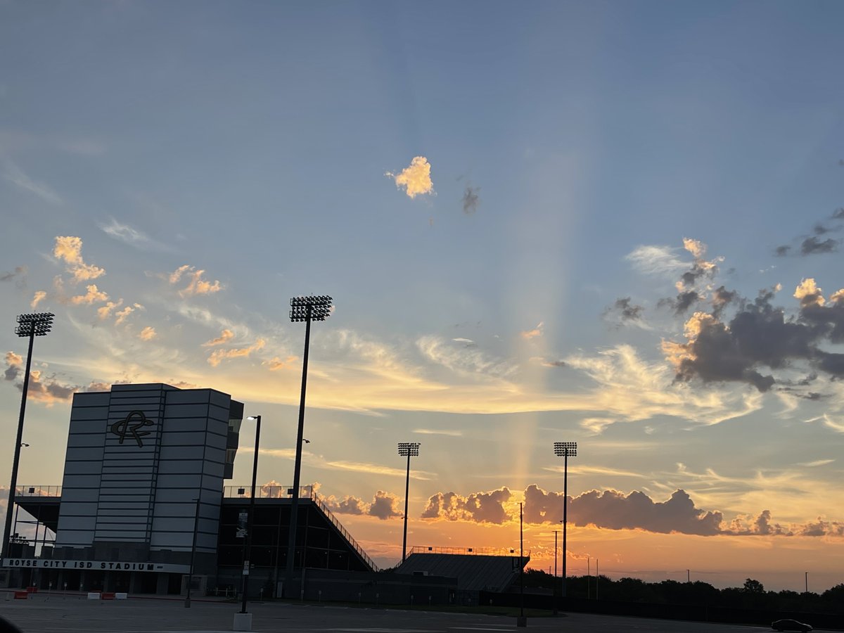 Angela Arledge tweet media