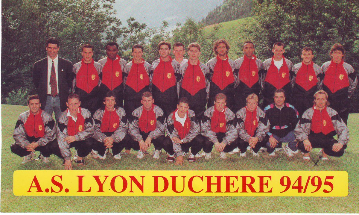 LyonLaDuchere's tweet photo. C'est avec une immense tristesse que le club rend hommage à 𝐃𝐢𝐝𝐢𝐞𝐫 𝐑𝐚𝐛𝐚𝐭. L'ancien milieu de terrain duchérois de 93 à 95 s'est éteint hier à l'âge de 56 ans des suites d'une maladie. L'ensemble du club adresse ses sincères condoléances à toute sa famille et ses amis https://t.co/4agYjCOtw4