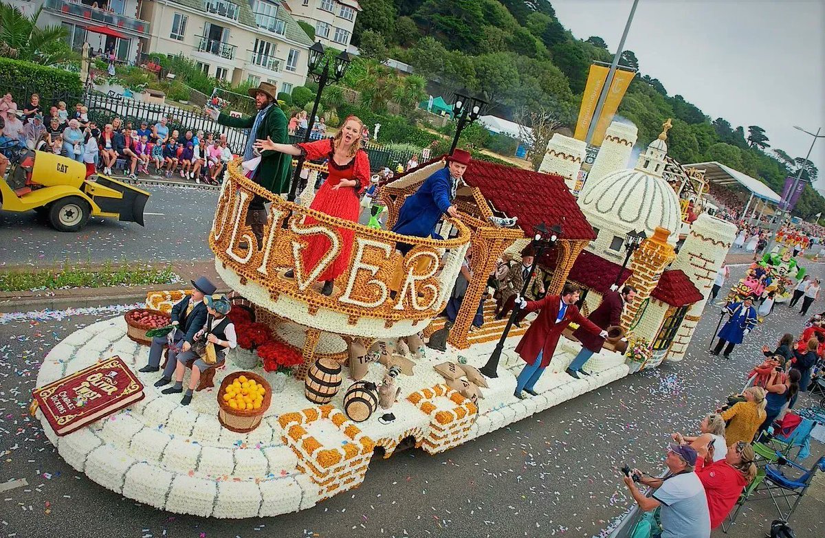Today we celebrate 120 years since the first Battle of Flowers! Originally a one-off to mark the coronation of Edward VII, the annual parade displays tens of thousands of flowers on themed floats to the delight of locals and tourists. #WhyJersey #JerseyForBusinessForLife