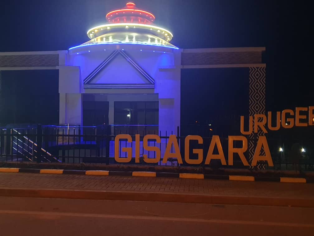 Pelly_Pi's tweet photo. Urugero rwiza rw'ibishoboka kuko u Rwanda rukwiye ibyiza kandi rurabifite kubera imiyoborere ya HE @PaulKagame , imiyoborere isobanutse ishyize imbere iterambere.
#Kagame2024 #VisitGisagara https://t.co/254jHiwNcp