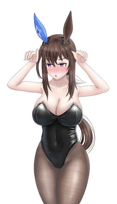 これはさんざん嫌がったけど、どうしてもって頼まれて結局「もう…しょうがないわね…」って言って恥ずかしがりながらバニー衣装を着てくれたバニーアヤベさん
#ウマ娘 