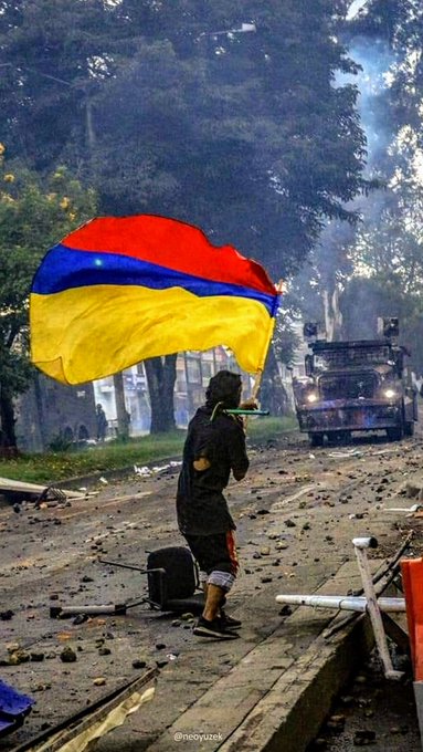 #NoEsTardePara decirle a la juventud, que su lucha intensa generó el cambio que nuestro país necesitaba. #ColombiaPotenciaDeLaVida
