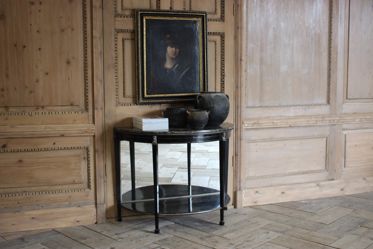 BrownriggUK's tweet image. Late 19th Century French Demi-lune Ebonised Console Table

bit.ly/3vTBgzq

#consoletable #antiqueconsoletable #ebonisedtable #antiquetable #antique #furniture