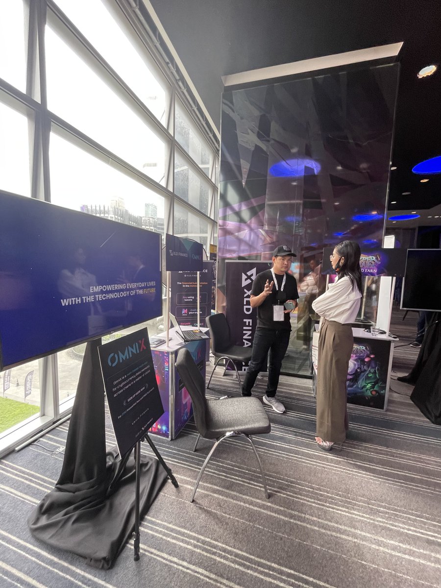 OmniX_finance's tweet photo. The #XLD team spent day 2 of #P2Eexpo introducing #OmniX — the future of #crypto disbursements to GameFi devs, #P2E guild managers, and Web3 industry leaders. #OmniXforGuilds

You can schedule a live demo at @p2e_expo_asia or through the Metaverse at: https://t.co/QpdkziHCuT https://t.co/Fm4a86p2sk