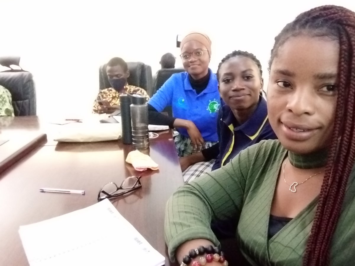 A meeting to develop a reporting template for #Action for Climate Empowerment (ACE)
<a href="/SYNDGhana/">Strategic Youth Network For Development(SYND)</a> <a href="/YouthNREGGh/">Youth in Natural Resources and Envi'tal Governance</a>  <a href="/EPA_Ghana/">Environmental Protection Authority</a> <a href="/TheCVF/">Climate Vulnerable Forum</a>  Repping live with me is <a href="/EwurabenaAfedi/">Moorey Studios</a> <a href="/__marie_am/">Nana Mariam Yussif</a>