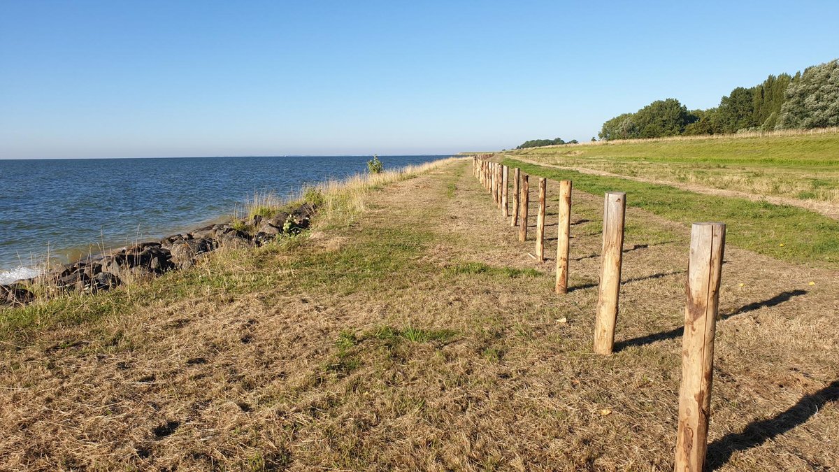 <a href="/RecreatieschWF/">Recreatieschap WF</a> is gestart met de aanleg van een graswandelpad in Wijdenes (<a href="/gemdrechterland/">gemeentedrechterland</a>), mede dankzij subsidie van <a href="/ProvincieNH/">Noord-Holland</a>. Meer info: bit.ly/3QD3HcA