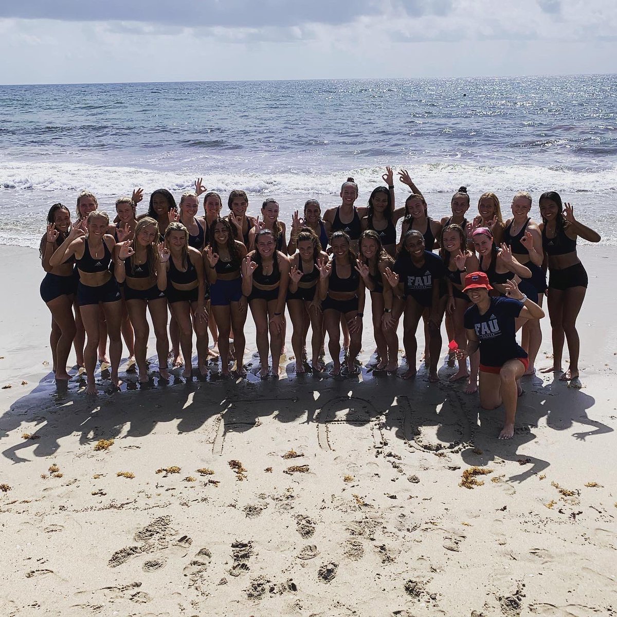 FAUWSoccer's tweet photo. 1.8 miles from the beach 🏝 https://t.co/vAOLmo0rzJ