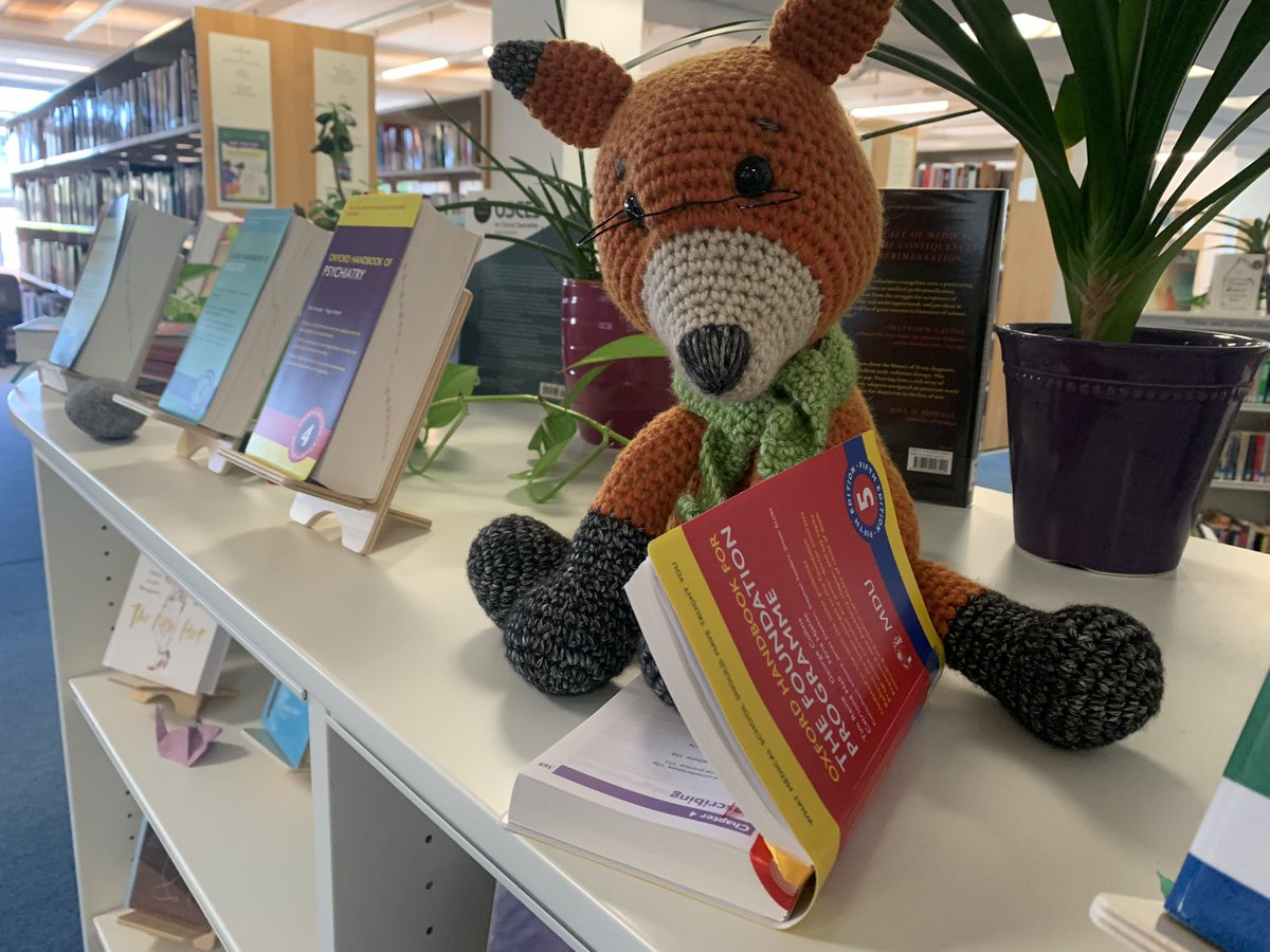 CHealthLib's tweet photo. #LibraryFox is currently reading ‘The Oxford Handbook for the Foundation Programme’ Welcome to all the new #FY1 and #FY2 doctors. We have a wide range of #OxfordMedicineHandbooks available #RCHT #CFT #ExeterMed https://t.co/oePe8rnkkK