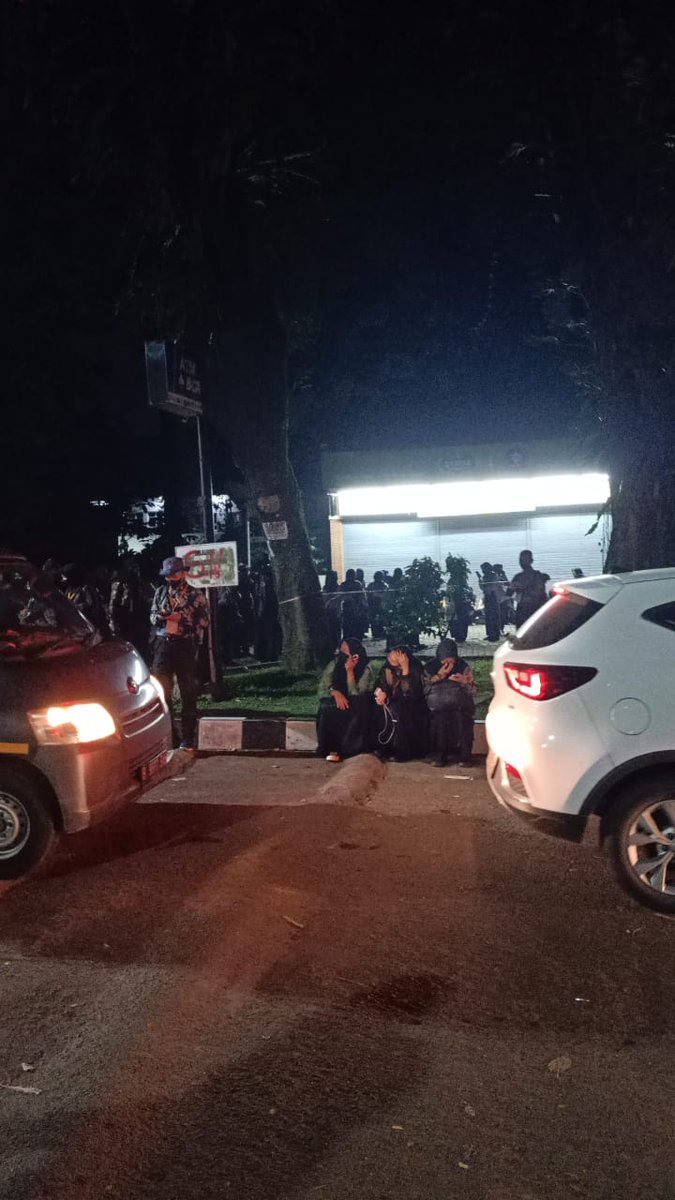 KDevisundari's tweet photo. Mpkmb day 2
Subuh subuh udah dikampus aja nih🥰
#VOKASIIMPACT 
#VOKASIJUARA 
#MPKMB59SVIPB 
#TheGlimpseStoryofGatamalaAgrinawa 
@mpkmbsv_ipb https://t.co/up0pPG5mpH