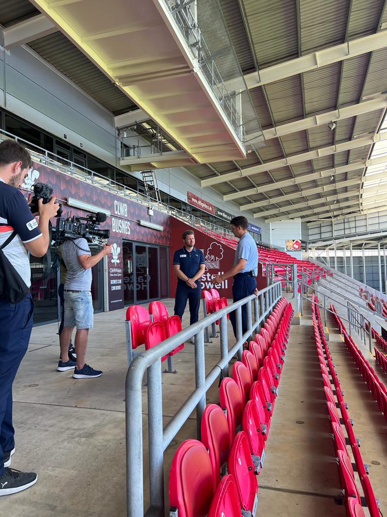 Kit Alexander tweet media