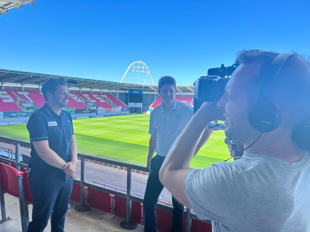 Cracking afternoon at <a href="/scarlets_rugby/">Scarlets Rugby</a> with <a href="/JamesFrazerGolf/">James Frazer</a>. Even got to chuck a ball around with Wales international <a href="/aaronshingler/">aaron shingler</a>!