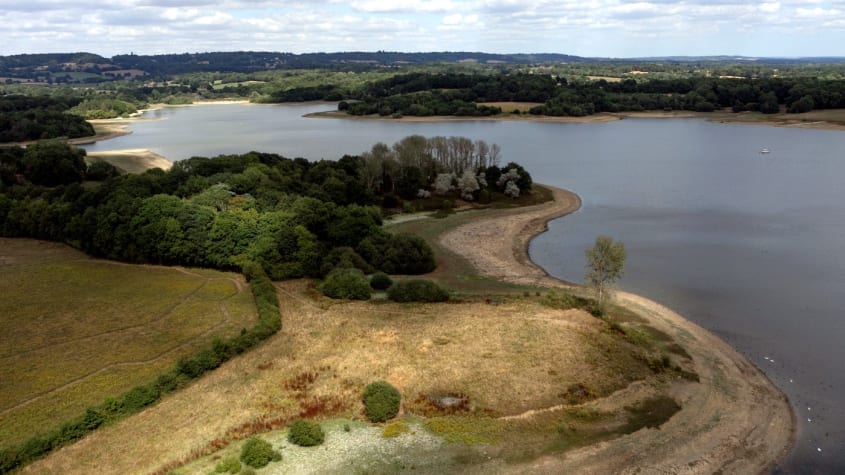 cbec UK (@cbecUK) on Twitter photo 2022-08-11 12:53:03 Britain is getting wetter – so why are there hosepipe bans? #MetOffice data shows we have enough water, the problems lie in timing. #HosepipeBan #ukdrought theweek.co.uk/news/environme… Britain is getting wetter – so why are there hosepipe bans? #MetOffice data shows we have enough water, the problems lie in timing. #HosepipeBan #ukdrought theweek.co.uk/news/environme…