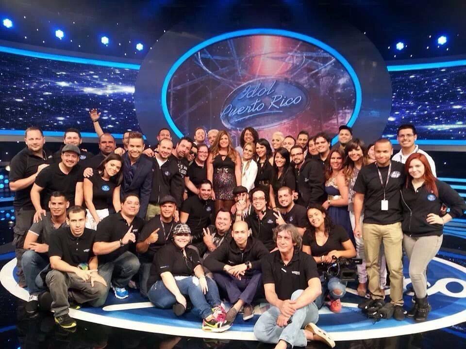 djsergiopr's tweet photo. #TBT 2013 | ¡Que mucho hemos crecido! 📈 Hoy día continúo trabajando con varios de estos PROFESIONALES. 🔝
#IdolPR #WapaTv #ProDJ https://t.co/aTglAZQlG3
