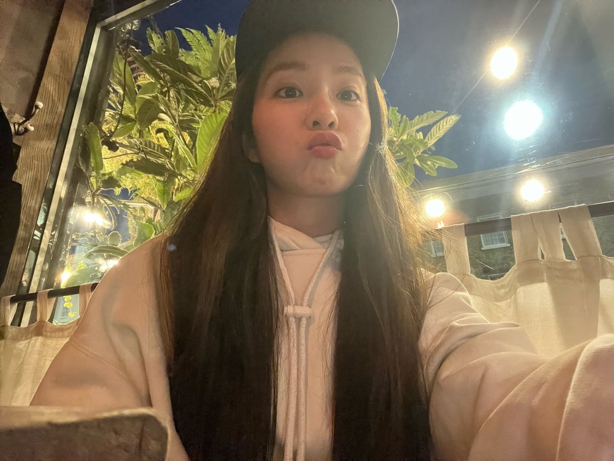 reneventory's tweet photo. 🫧 220811 https://t.co/u0RgsyG05Q