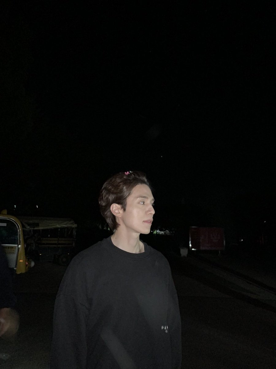 Sen gerçek misin adamım 🖤
#LeeDongwook