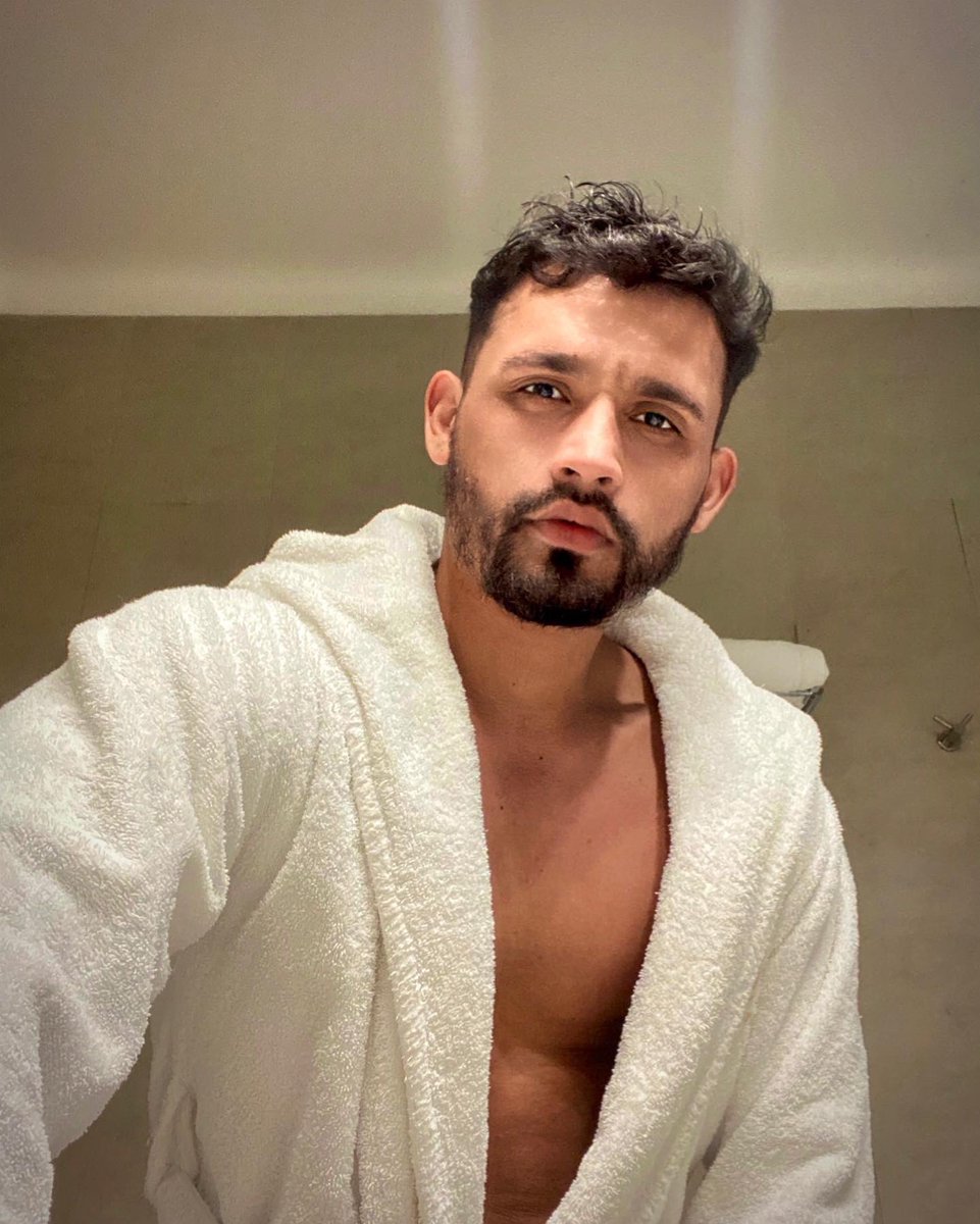 OASG32's tweet photo. Spa 🧖‍♂️ https://t.co/aZw1MoB4VB