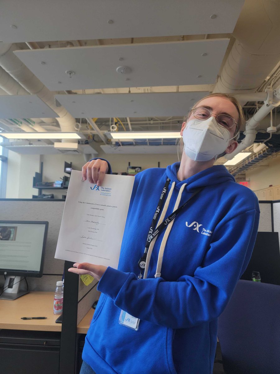 Dumont_Lab's tweet image. Look at Clair and Sirohi go!! Looking forward to their presentations! 
#SSP2022 #JaxSummerStudents