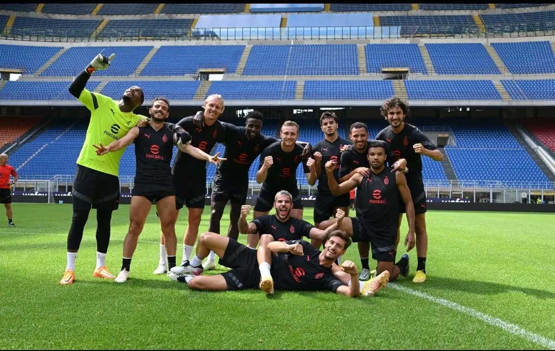 Ci vediamo sabato! ⚽⏳
<a href="/acmilan/">AC Milan</a> #ACMilan