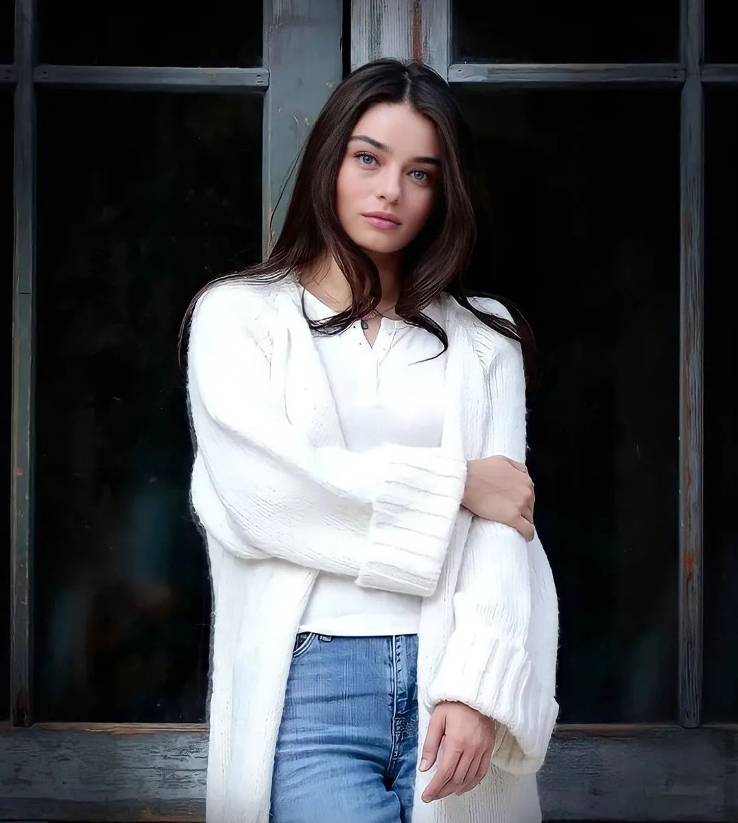 maviş #AyçaAyşinTuran 💙