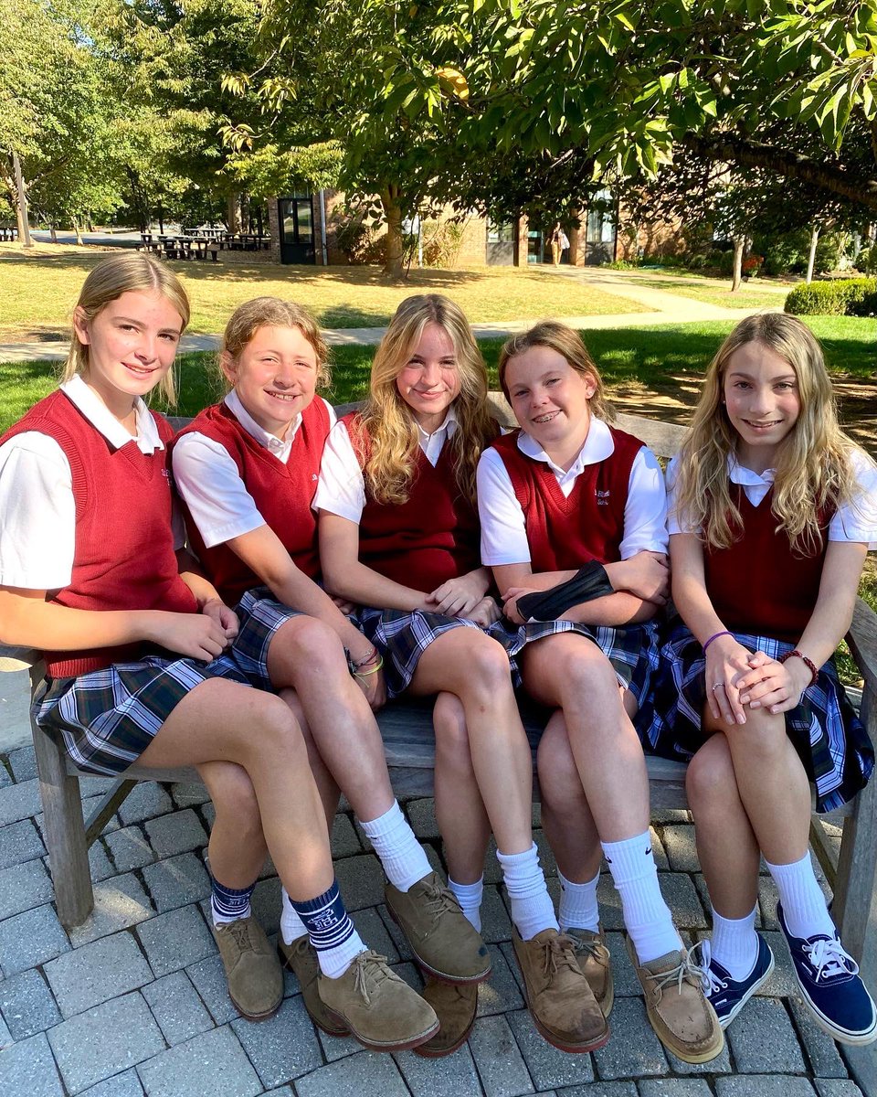 StEsRockville's tweet photo. 💙🤍 Friendships are Forever! 🤍💙
#ADWCcommUNITY
#stesfamily
#stesstrong https://t.co/6wCjAO3rbg