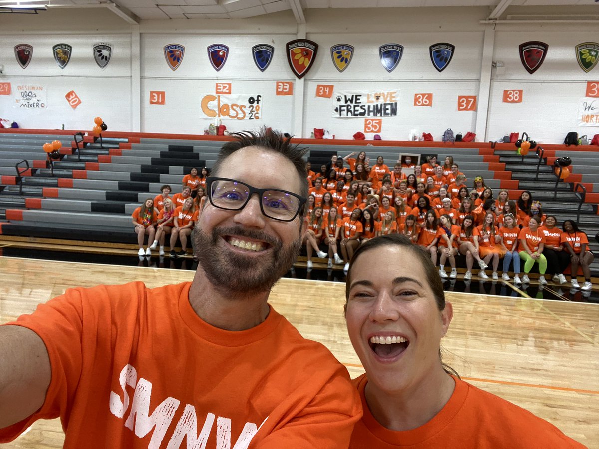 SMNWLinkCrew's tweet photo. Welcome Class of 2026! @smnw_office https://t.co/3MyrxciHBQ