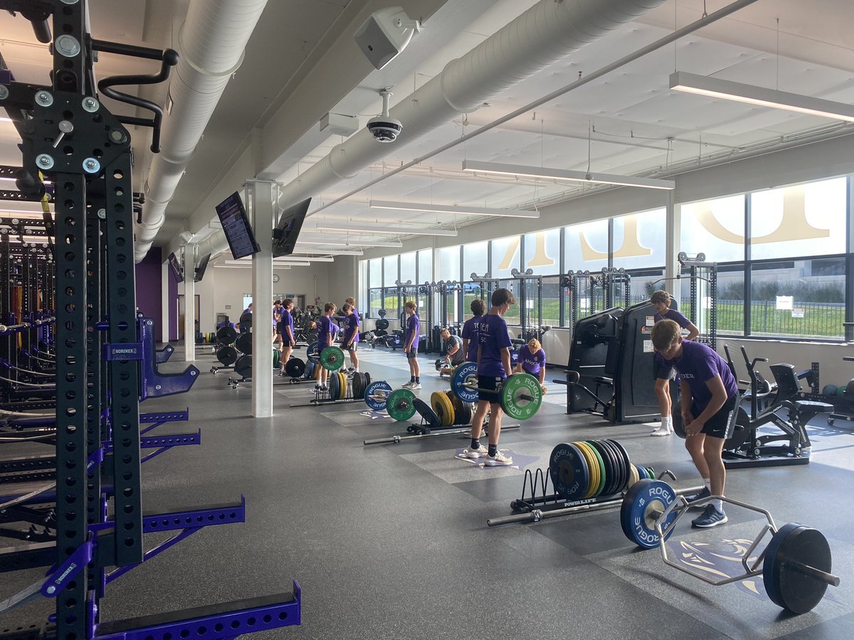 Elder_Soccer's tweet photo. 12 hours later from our scrimmage the boys recover with @elderstrength  #theextra @ehsports https://t.co/6tPgN37tg9