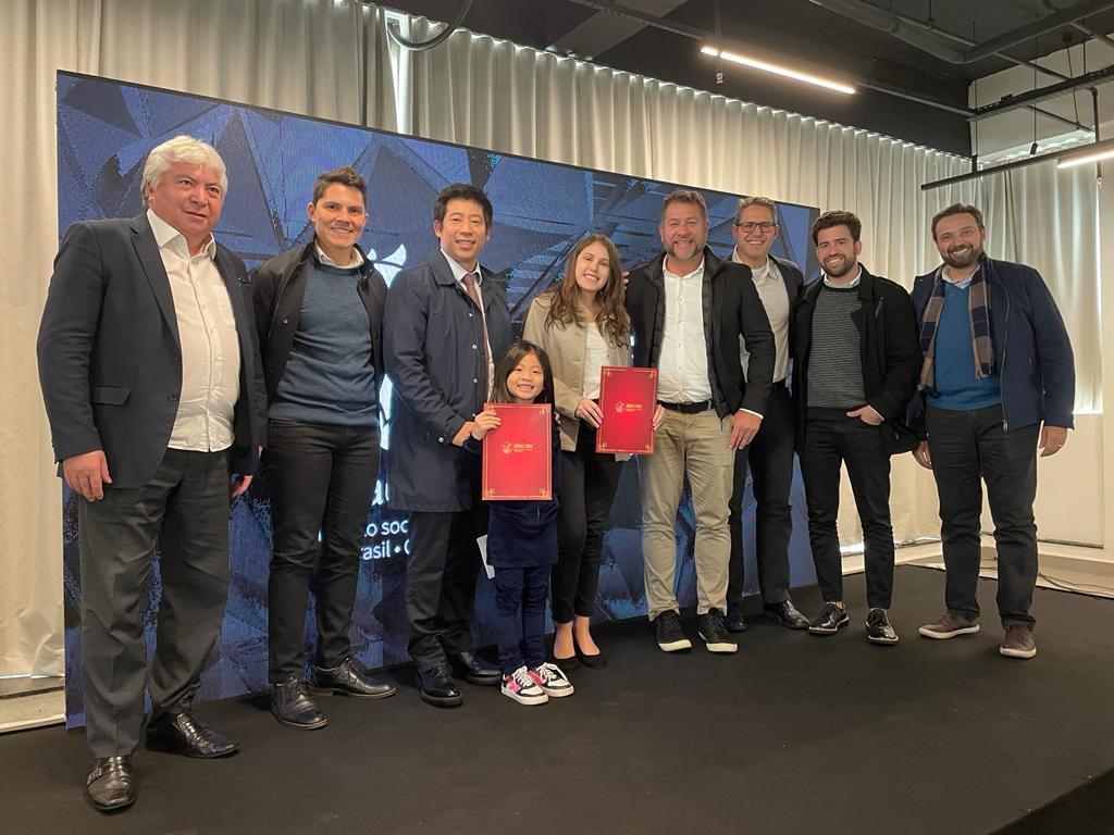 othomaslaw's tweet photo. Tenho a felicidade de anunciar que assinamos ontem a renovação de um convênio entre o @ibrachina e a iCities.
Nosso objetivo é difundir os conceitos de smart cities.
#smartcities #ibrachina #ibrawork #apecc #icities #firabarcelona https://t.co/rsTs3w8mm3