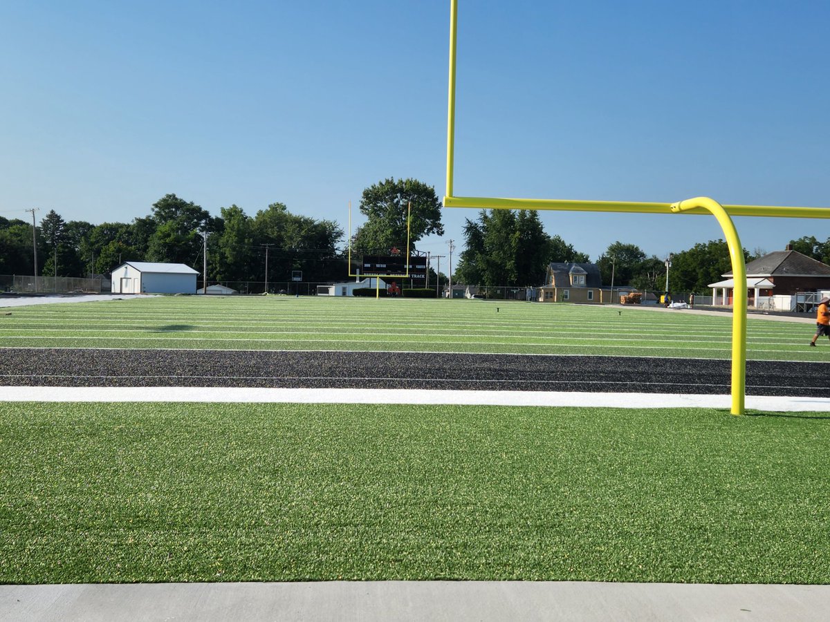 CoachAtwell's tweet photo. Boiler Fans.. we have turf from end zone to end zone...go boilers https://t.co/Iz6WKbMFOF