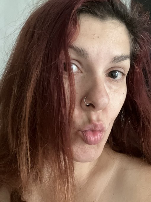 Sorry I&rsquo;ve been MIA! Just working on a big event and it&rsquo;s crunch time! Will be back eventually. https://t<a href="/tag/newprofilepic"class="tags"><span>#newprofilepic</span></a>