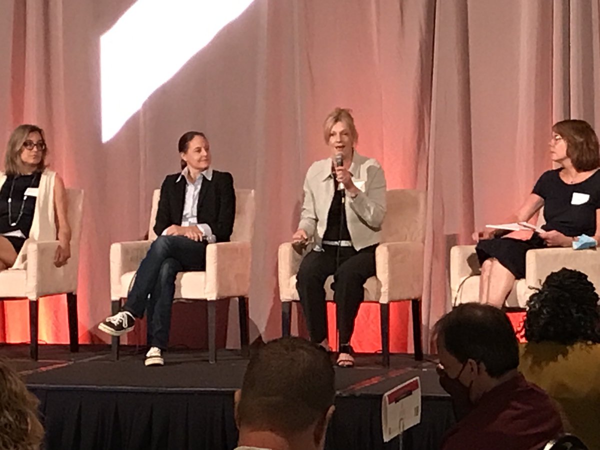 Kathi Breweur tweet media