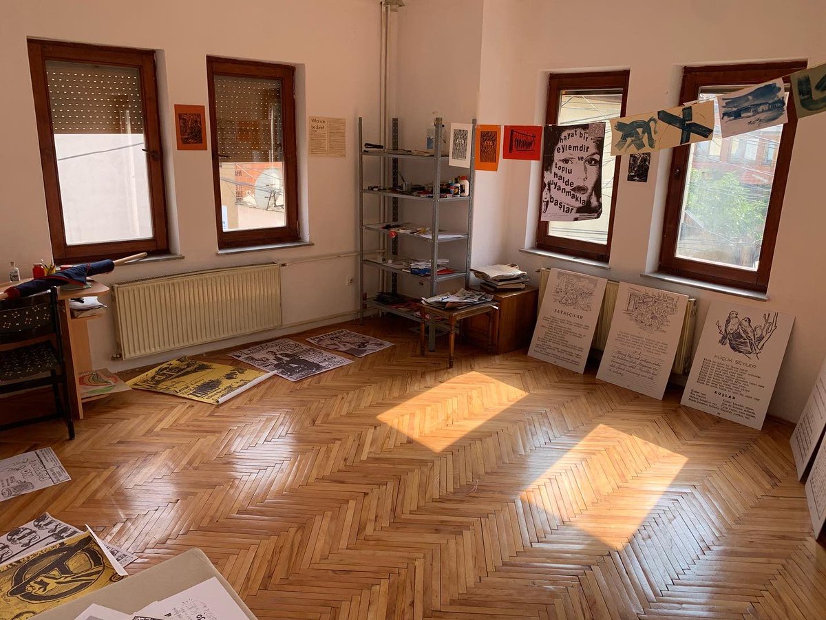 pykepresje's tweet photo. when visiting our exhibition downstairs, take a look at our workshop space and library on the second floor.🤍 https://t.co/hyPr7oeauE