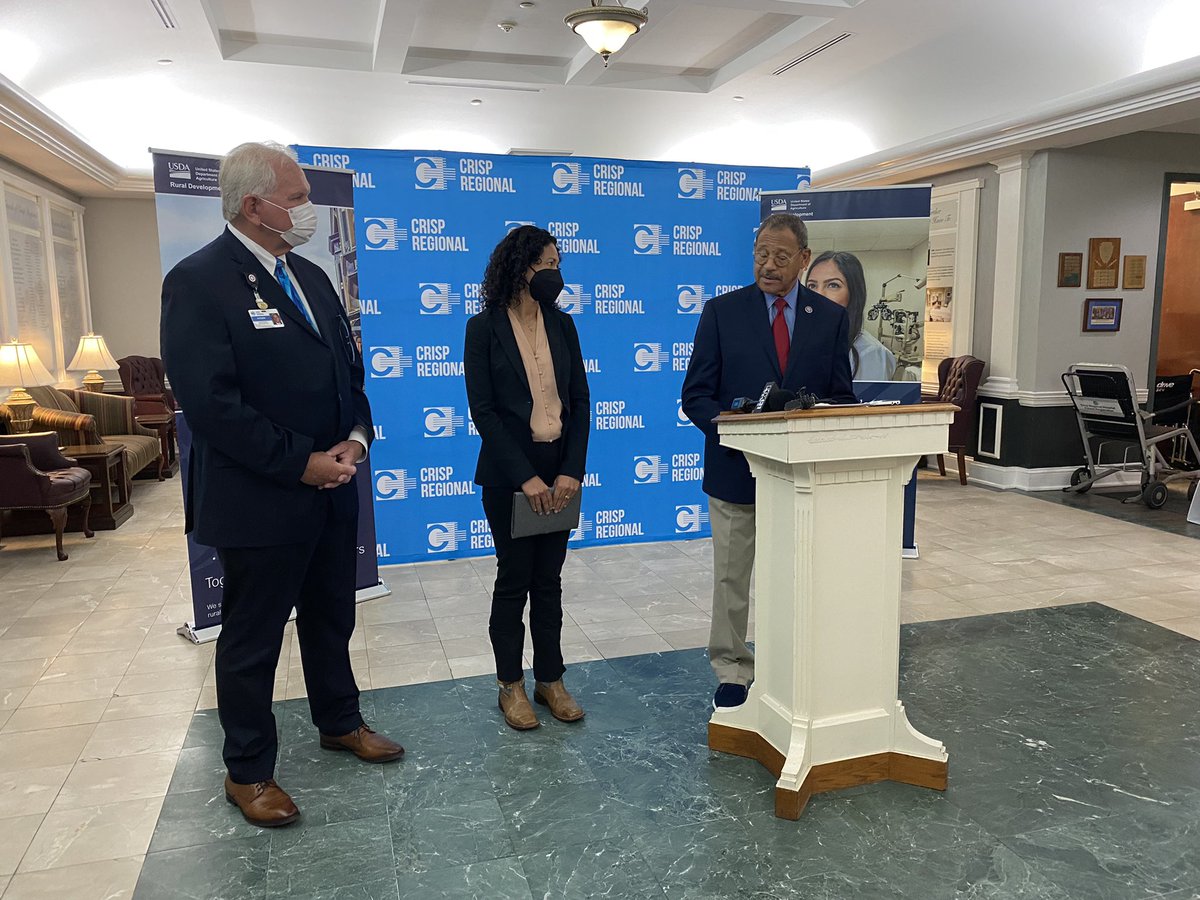 MollyWALB's tweet photo. $1 million dollars are coming to Crisp Regional to help cover expenses. This morning Rep. Sanford Bishop and the USDA announced these funds are from the Emergency Rural Health Care Grant Programs. https://t.co/dM7QBZvw91