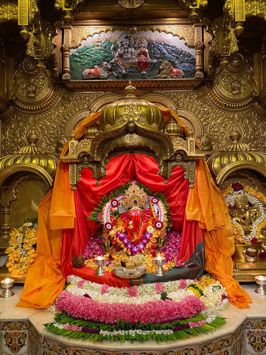 🙏गणपती बाप्पा मोरया 🌺मंगलमूर्ती मोरया 🙏११/०८/२०२२