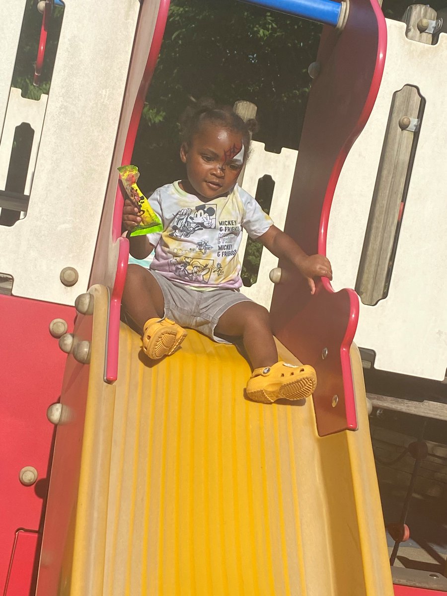 JFCS_Philly's tweet photo. #tbt to Kidchella at @SmithPlayground! Pregnant and parenting teens who work with JFCS came out with their little ones to celebrate Smith's Birthday with music, cake, face painting, and so much more! #kidchella https://t.co/BJVxbsIzYm