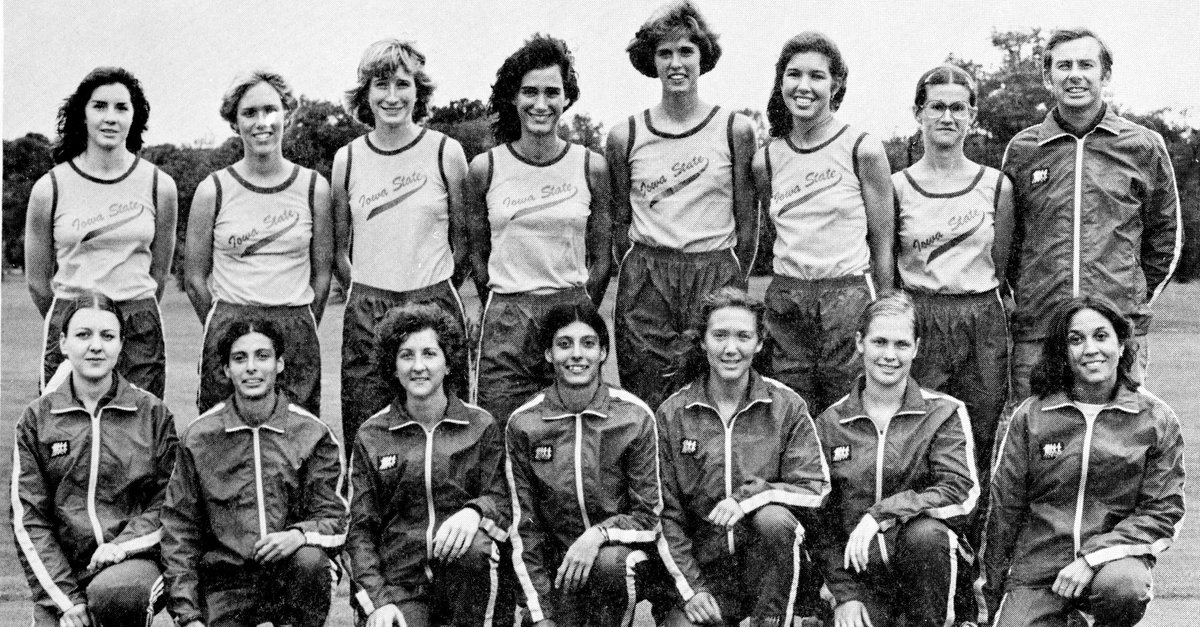 𝐂𝐞𝐥𝐞𝐛𝐫𝐚𝐭𝐢𝐧𝐠 𝟓𝟎 𝐘𝐞𝐚𝐫𝐬 𝐨𝐟 𝐓𝐢𝐭𝐥𝐞 𝐈𝐗

In 1978, the <a href="/CycloneTrackXC/">Iowa State Track & XC</a> team won its 4th consecutive AIAW Team National Championship. The Cyclones won titles under Chris Murray from 1975-1978 to establish the program as a national powerhouse #TitleIX50 #Cyclones