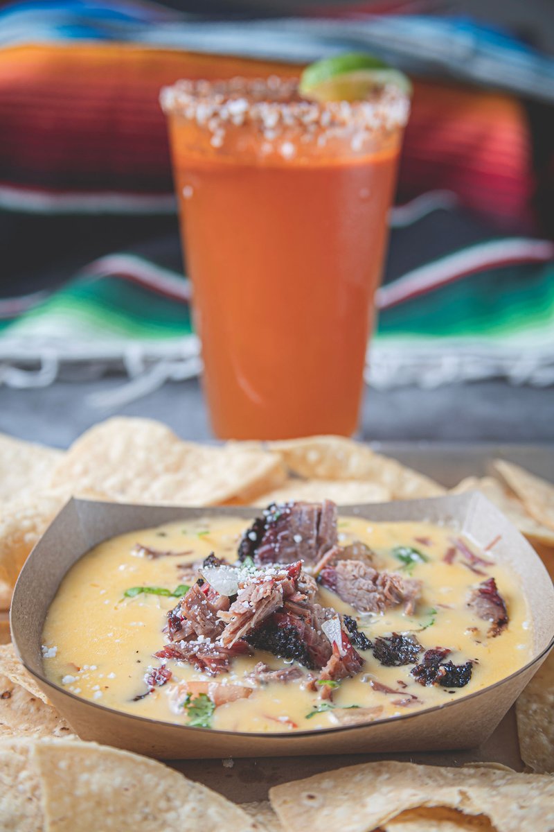 BurroAndBull's tweet photo. Us before happy hour = 🗿....  and after =  😄🍷 Happy Hour from 3pm - 6pm! Specials on signature cocktails and tacos, what more could you ask for? #dontworrybehappyhour #BurroBull https://t.co/5M4XB3NIdB