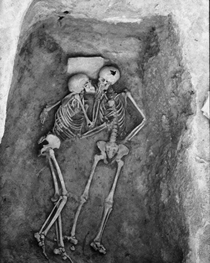 The 2800 Year Old Kiss. These human skeletons were discovered in 1972 at the Teppe Hasanlu archaeological site in Iran's West Azerbaijan Province's Solduz Valley. The skeletons were confirmed to have been there since 2,800 years ago by the archaeologist who investigated them