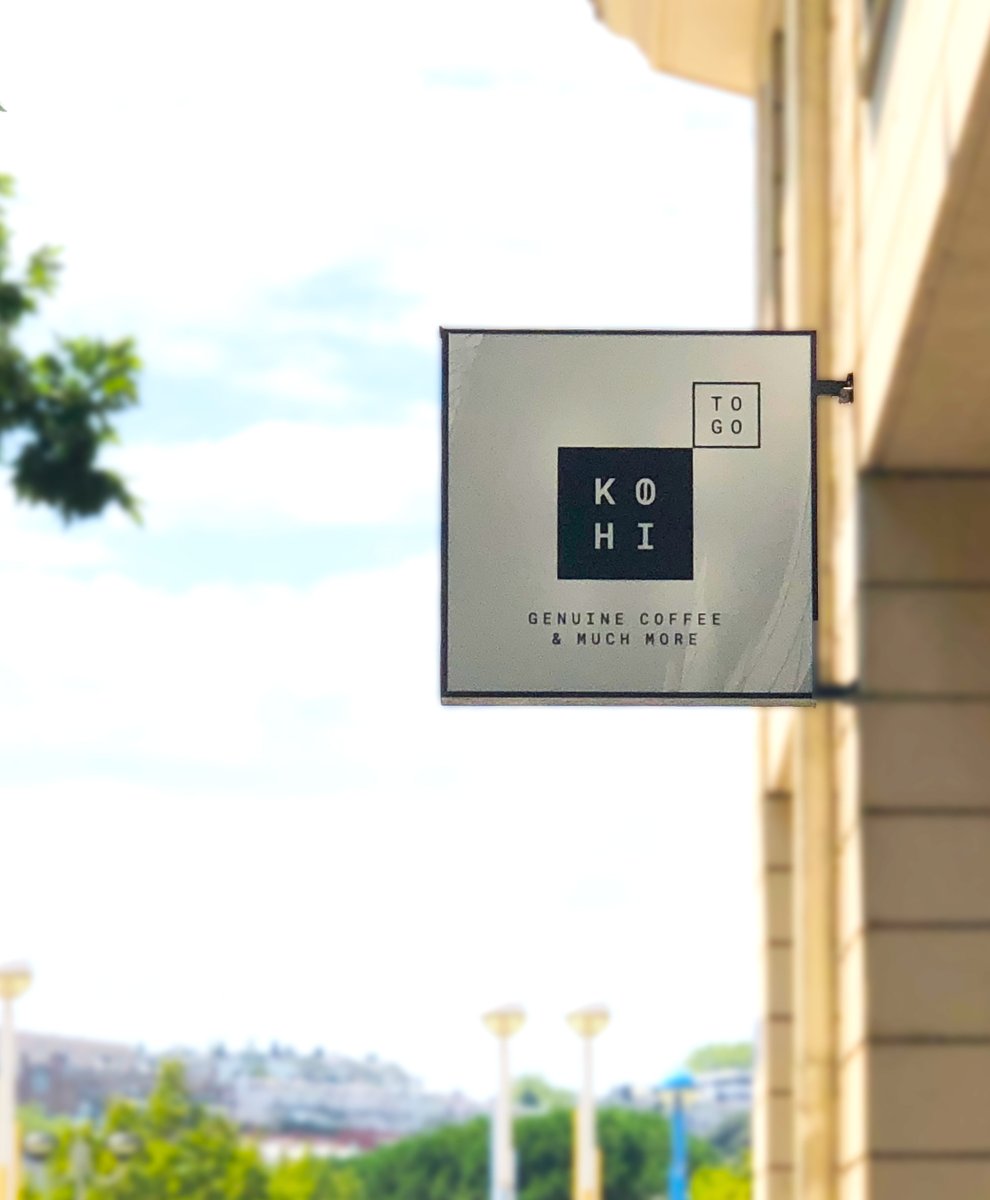 Rotuloymetal's tweet photo. Nuevo establecimiento en Benta Berri KOHI✨
Caja rótulo+luz 💡
https://t.co/F6EHBbN30X
#Donostia #Sansebastián #comercios #trabajos https://t.co/2LY8EdFNNK