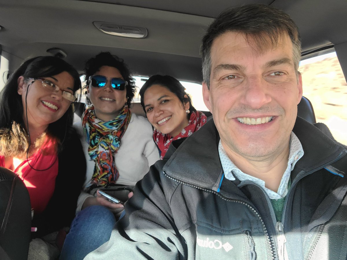 Ya vamos camino a #Calama 🚗 donde realizaremos distintas actividades para informar sobre el proyecto de #NuevaConstitución 💟 #Apruebo #RutaDelApruebo 💕