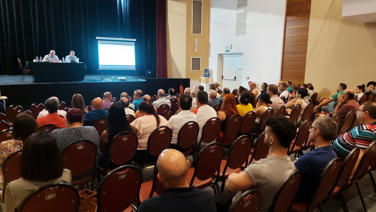 95% vote in favor of an agreement reached by the GWU

95% of Airmalta workers who are members of the GWU voted in favor of an agreement reached between the GWU and the Government of Malta for Airmalta workers.

<a href="/JosefBugeja/">Josef Bugeja</a> 
<a href="/AirMalta/">Air Malta</a>