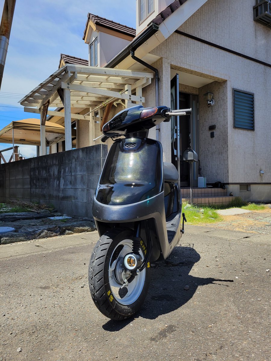 AtsuhiroM3's tweet photo. 私は世界初、jogアプリオに #ss182 中華多機能デジタルメーターをシンプルに収めました。カッコよすぎます。
こいつはアプリオ4jp8です。 https://t.co/HLwhPm4VKU