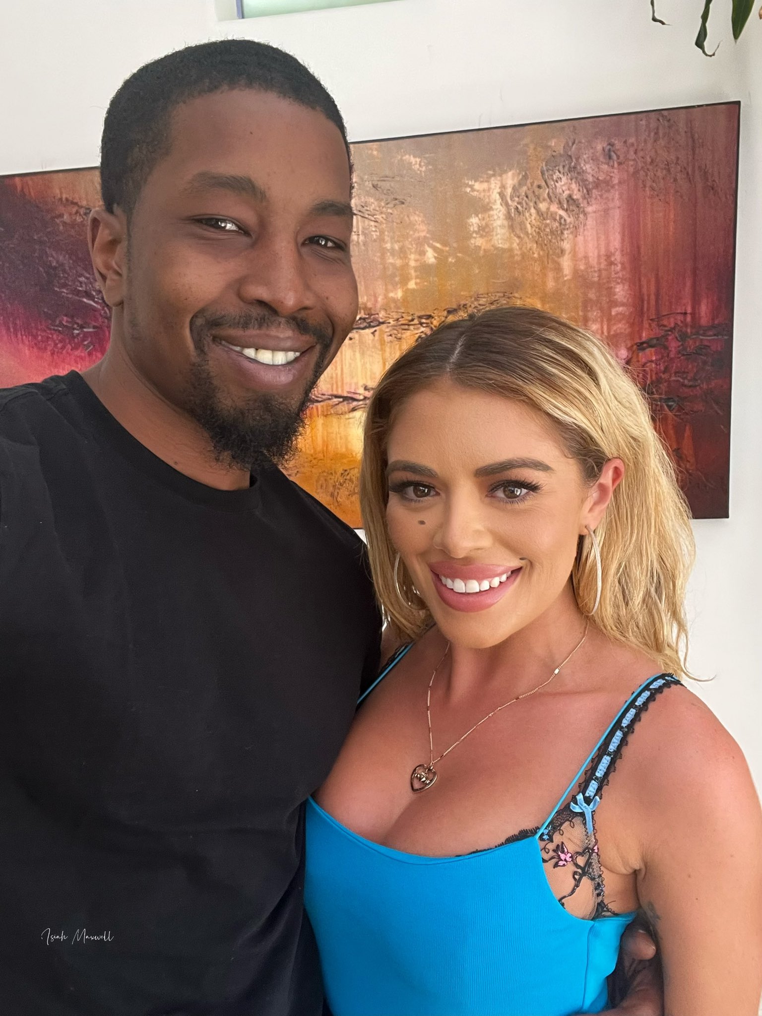 Isiah Maxwell on Twitter "Met super sexy 👑 officially_Viv on set for