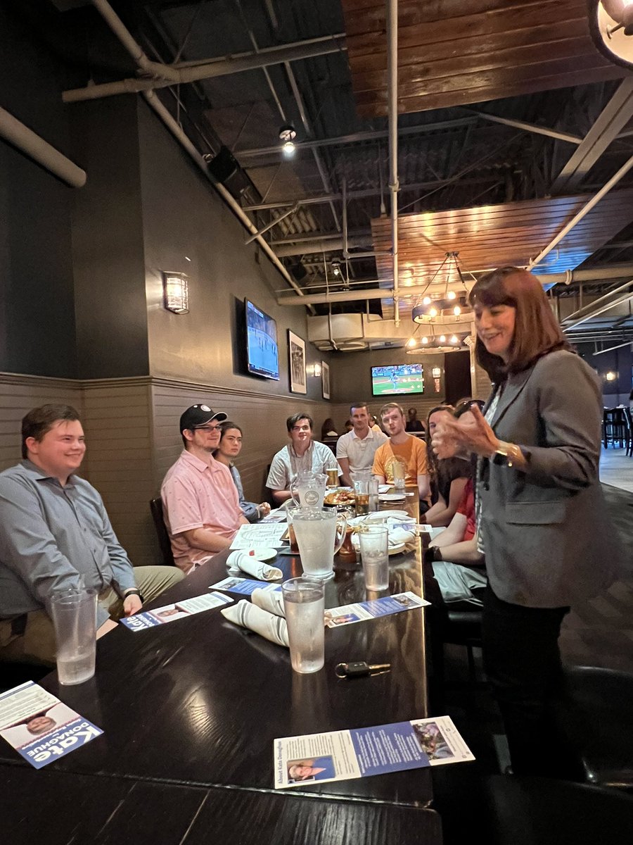CentralMassYD's tweet photo. @robyn4senate joined us for the evening! We were excited to meet and hear from the candidate for State Senator! https://t.co/HtE34vAIDK
