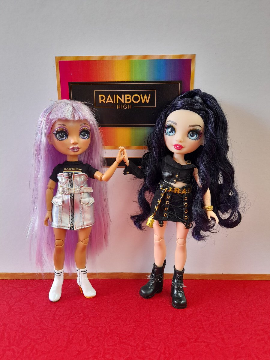 Sergioo506's tweet photo. #AveryStyles & #AinsleySlater
#ShadowHigh #RainbowHigh #SpecialEdition #CollectTheRainbow #TurnYourColorUp! #LetYourTrueColorsShine #RainbowHighSeries1 #ShadowHighSeries1 https://t.co/CyXieFq84j