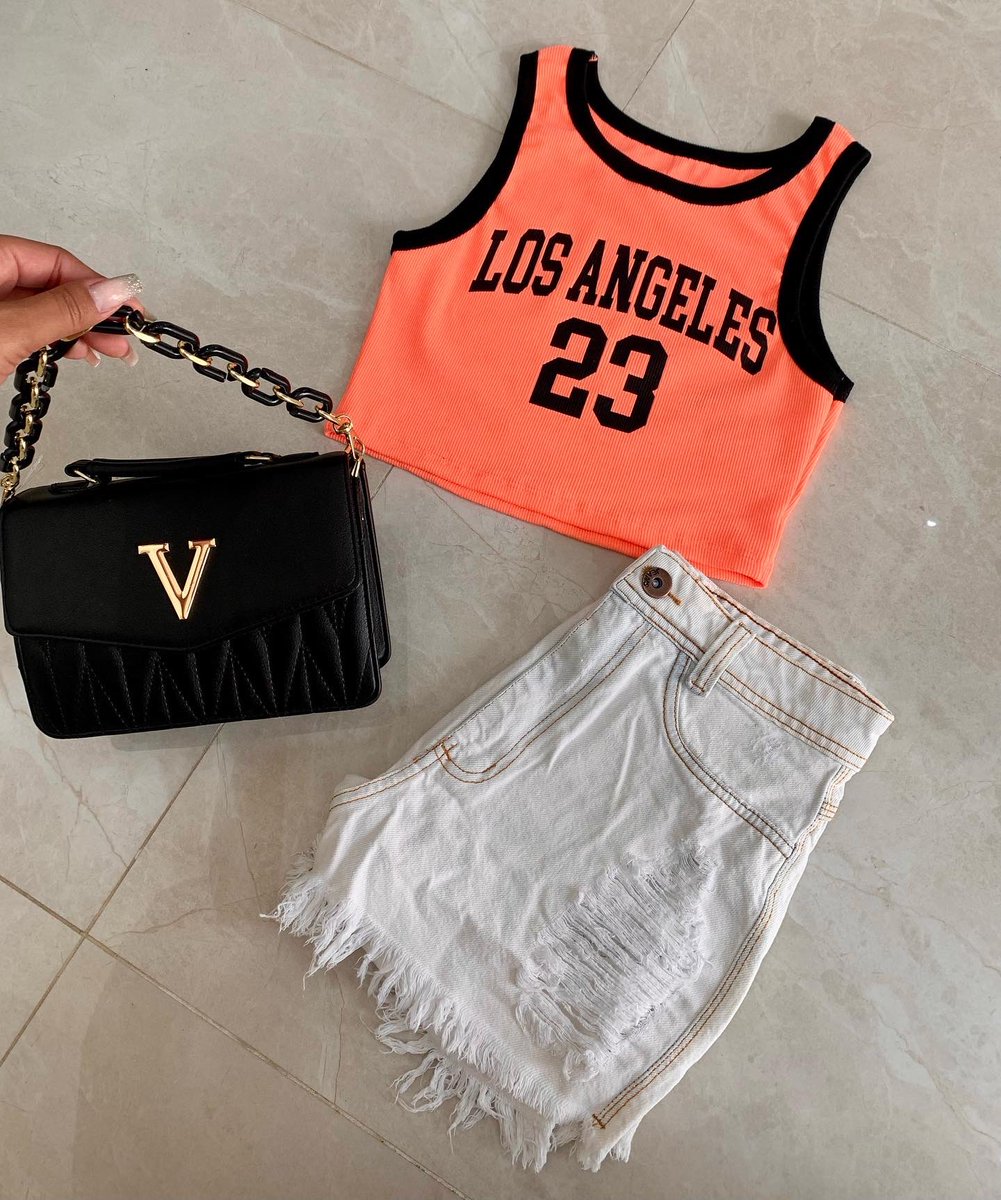 _storecarolina's tweet photo. NEWSSSSSS ✨

📌 Entregamos Via moto boy “Uber flash” 
Consultar a taxa de entrega.

📌 Temos nossa loja física, End: R: Barroso 216.

📌 Consultar tamanhos disponíveis, via dm, insta @_storecarolina ou wpp (21) 96612-9154 

Quem gosta de se vestir bem, veste Carolina Store 💃🏻😌 https://t.co/0OYxPJDJ8F