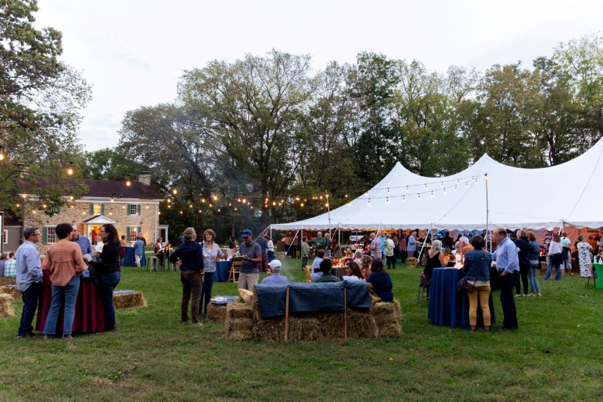 ValleyViewUs's tweet image. Toast  to the View October 1st - reserve your tickets today!
Join us in celebration of 20 years~
Details and tickets:
conta.cc/3QUnrJ9
conta.cc/3bRGtAH