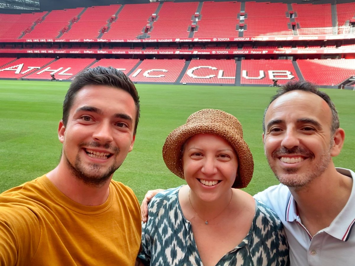 Eskerrik asko por enseñarnos tu casa con tantísimo cariño, <a href="/ibonlanda12/">Ibon Landa</a> ⚽️  Te esperamos cuando bajen las temperaturas. ¡Madrid te echa de menos!